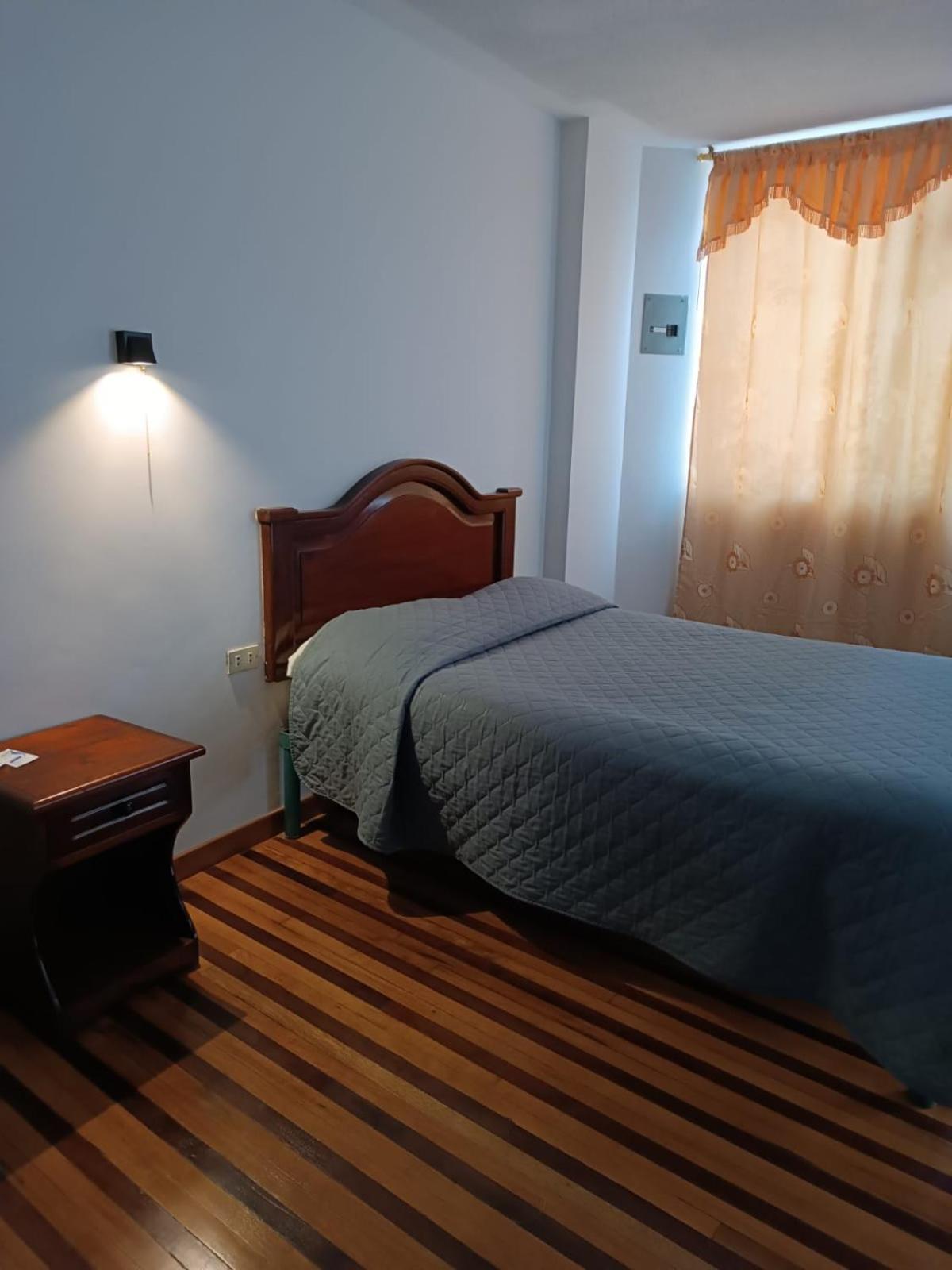 Hostal Pucara Loja Extérieur photo