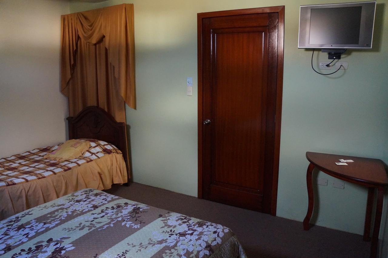 Hostal Pucara Loja Extérieur photo